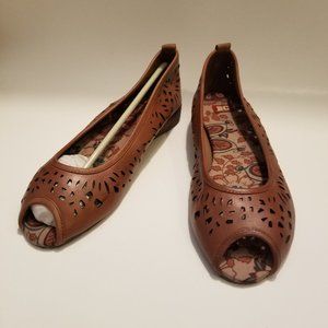 BC Footweat Latitude Leather Flat